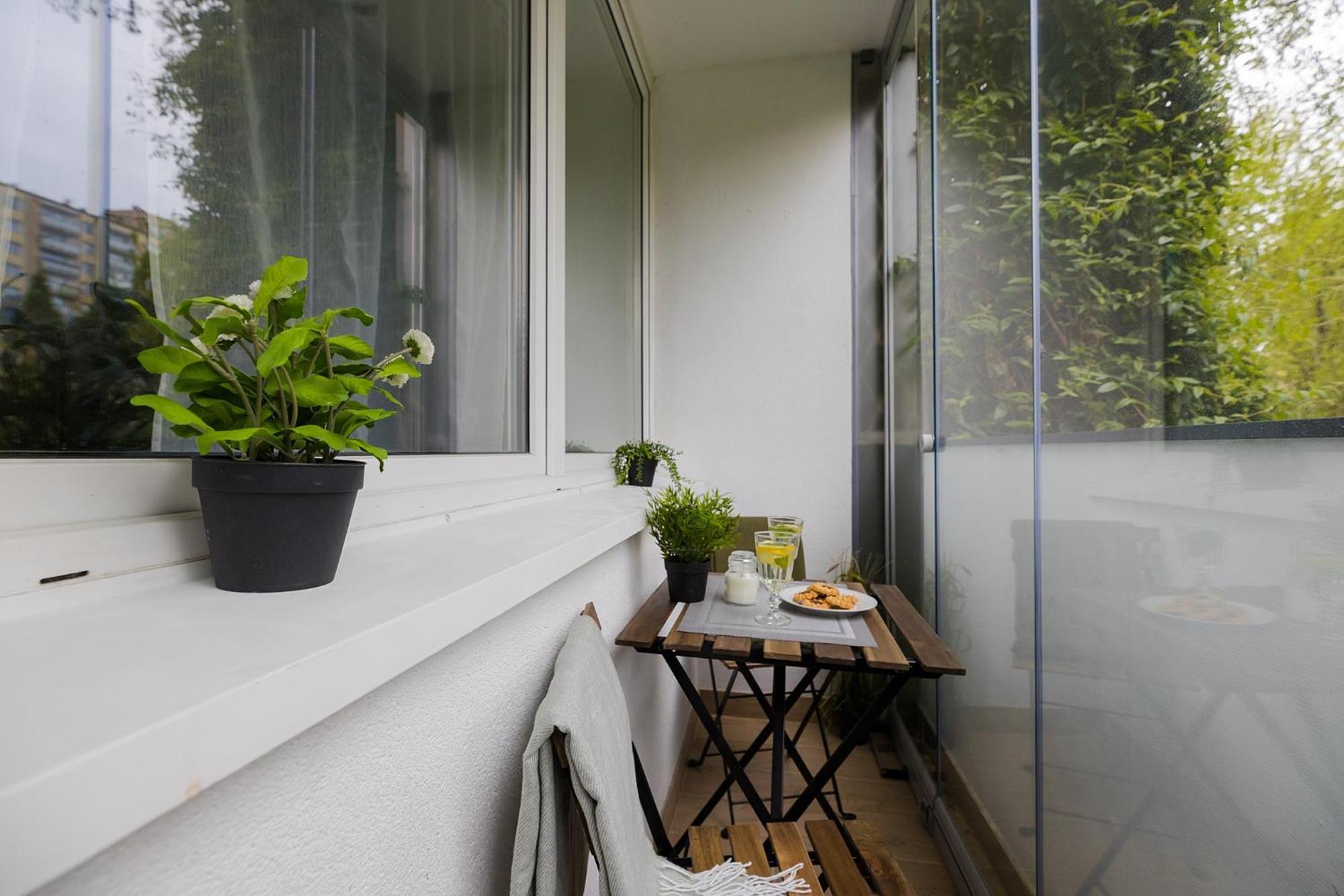 Mia Metro Station, Reymonta Apartment Варшава Екстериор снимка